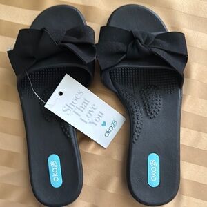 OKA b. Black Bow Slide Sandals